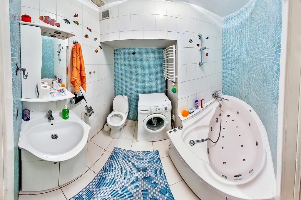 Apartments On Valova 25 Lviv Eksteriør bilde