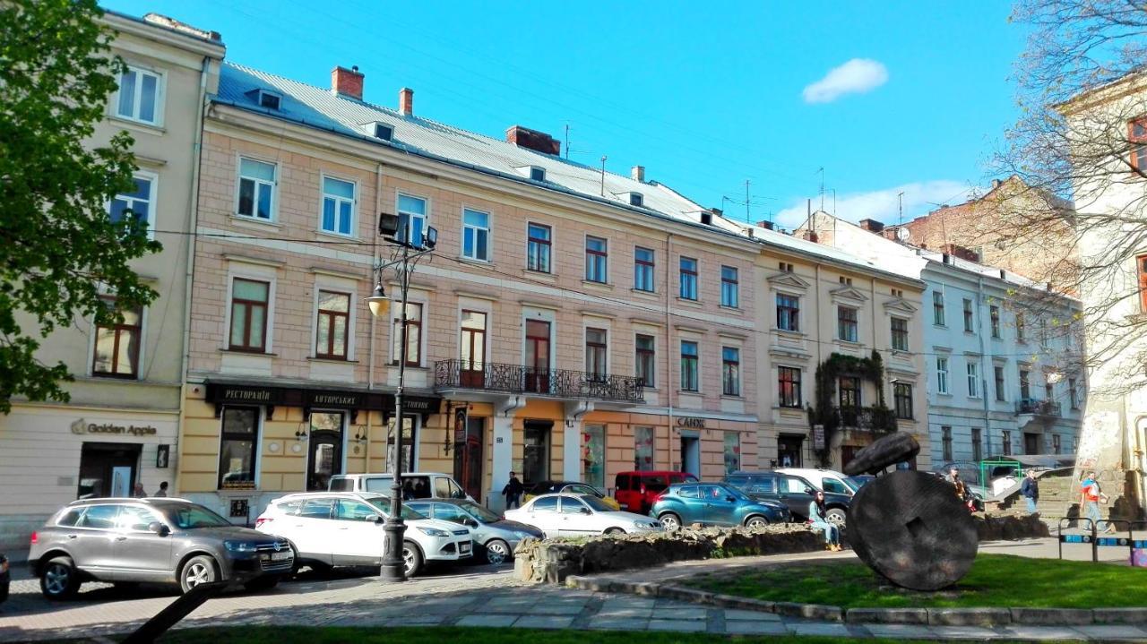 Apartments On Valova 25 Lviv Eksteriør bilde